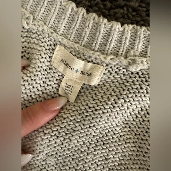 LAST CALL !!!! Gray Knit Long Cardigan SEND OFFER - Picture 2 of 3